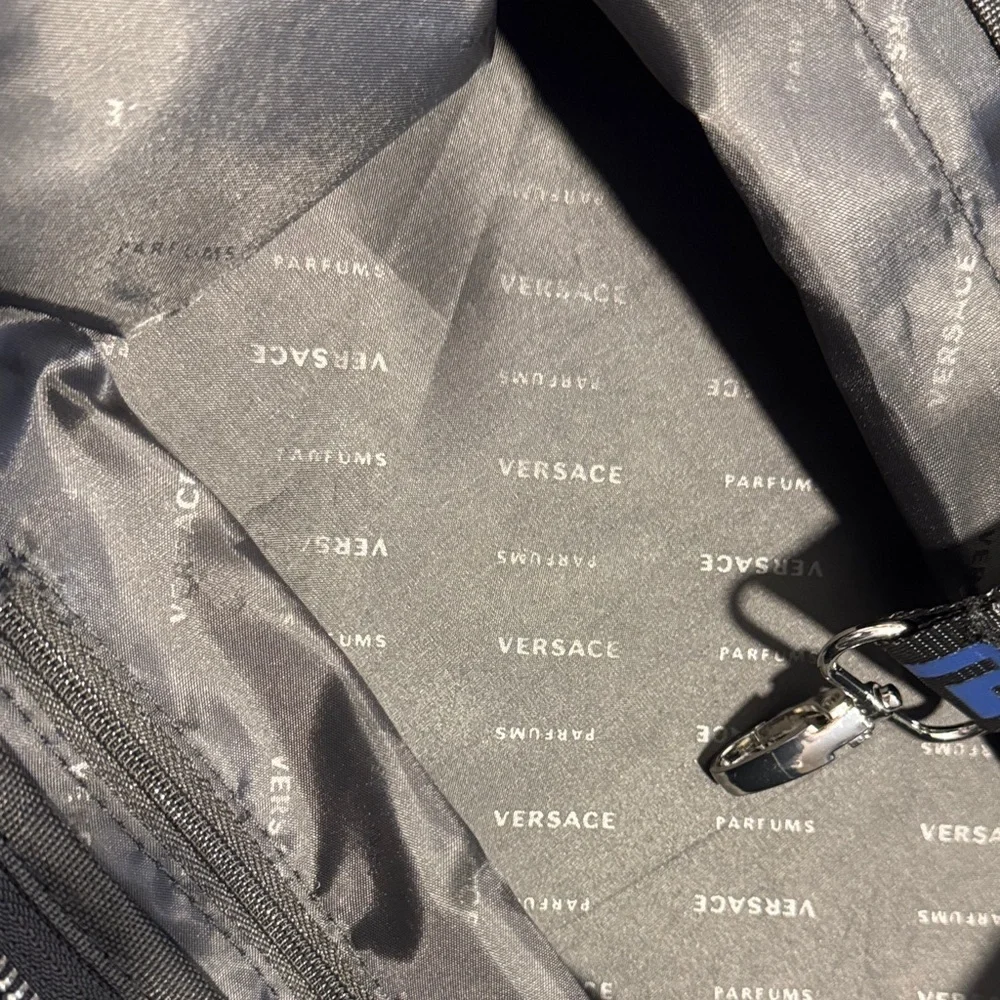 NWT Versace Parfums Men’s Navy/Black Duffel Bag Convertible Backpack GREAT GIFT!